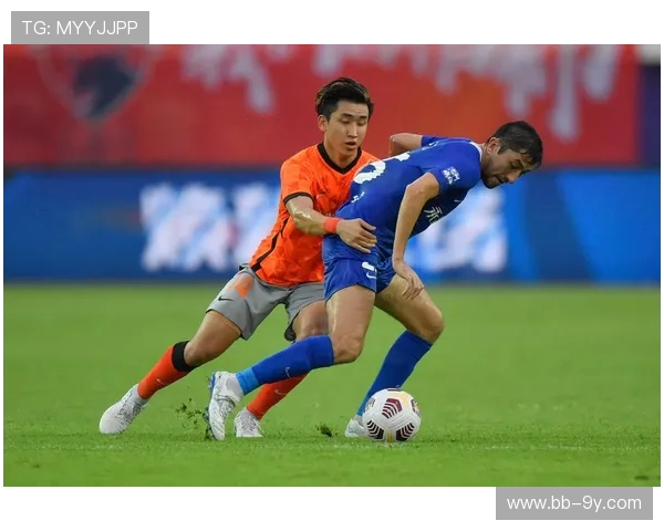 围绕以足球比喻雄狮句子的创意描写与丰富意象的深度全面解析